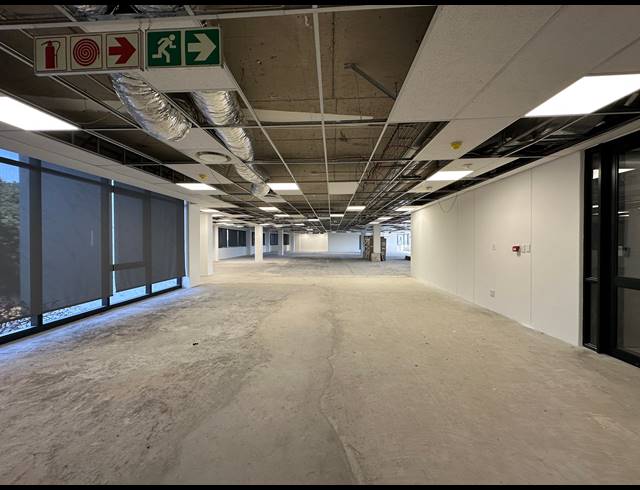 408.60M² OFFICE TO LET IN DORINGKLOOF